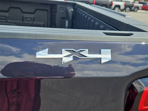 New 2026 GMC Sierra 1500 SLT w/ SLT Premium Package image 16