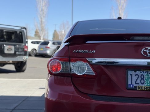 Used 2011 Toyota Corolla S image 25