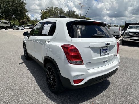 Used 2022 Chevrolet Trax LT w/ Sport Edition image 8