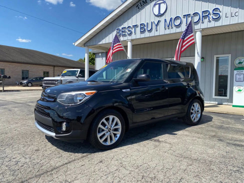 Used 2018 Kia Soul + image 2