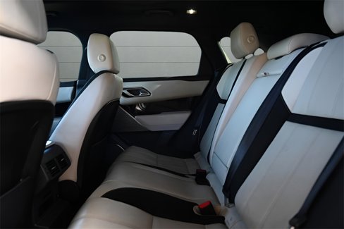 Used 2019 Land Rover Range Rover Velar R-Dynamic SE image 25