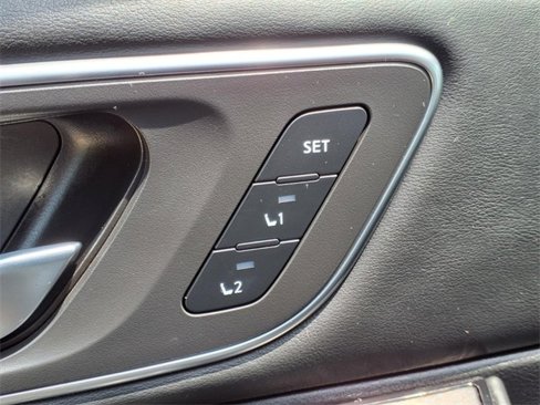Used 2021 Nissan Rogue SL w/ Premium Package image 15