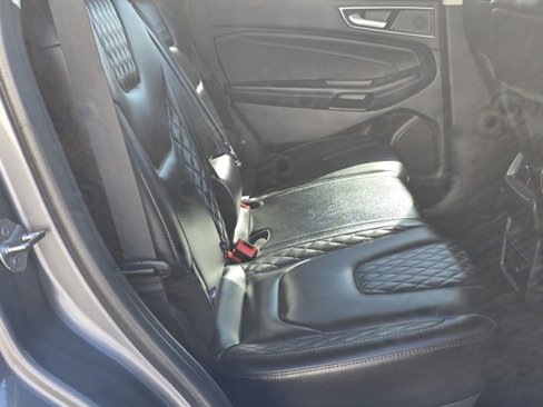 Used 2024 Ford Edge Titanium image 5