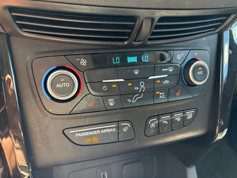 Used 2018 Ford Escape Titanium w/ Ford Safe & Smart Package image 20