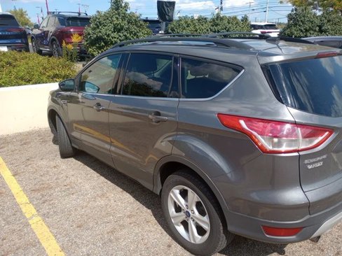 Used 2013 Ford Escape SE image 4