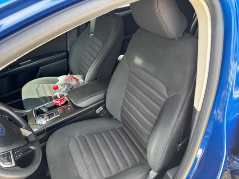 Used 2018 Ford Fusion SE w/ Fusion SE Technology Package image 18