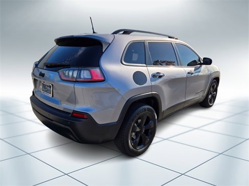 Used 2020 Jeep Cherokee Latitude Plus image 4