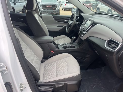 Used 2018 Chevrolet Equinox LS image 54