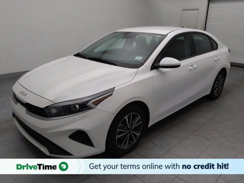 Used 2023 Kia Forte LXS image 1
