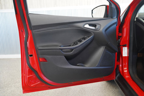 Used 2017 Ford Focus SE image 28