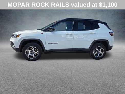 Used 2022 Jeep Compass Trailhawk w/ Trailhawk Elite Group image 5