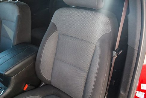 Used 2022 Chevrolet Traverse LT image 32
