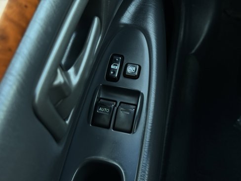 Used 2002 Toyota Solara SE image 26