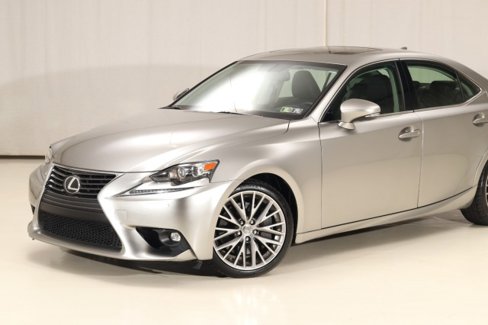 Used 2016 Lexus IS 300 AWD image 4