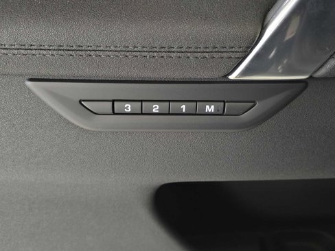 Certified 2025 Land Rover Discovery Sport S image 22
