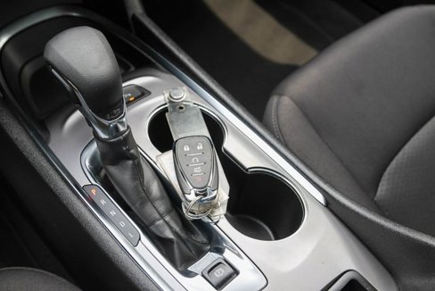 Used 2023 Chevrolet Malibu LS image 19