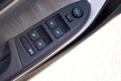 Used 2012 Chevrolet Volt Premium w/ Premium Trim Package image 16