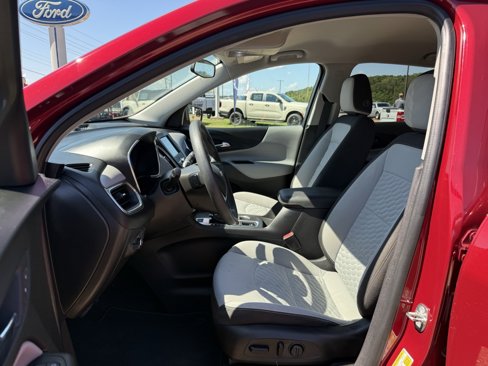 Used 2018 Chevrolet Equinox LT image 12
