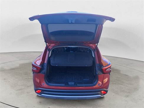 Certified 2024 Chevrolet Trax LT w/ Driver Confidence Package image 16