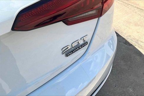 Used 2018 Audi A4 2.0T Premium Plus image 9