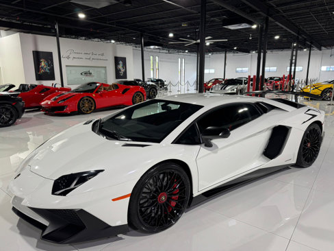 Used 2016 Lamborghini Aventador LP 750-4 Superveloce image 3