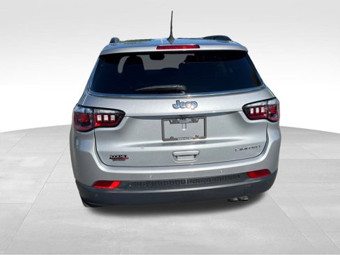 Used 2021 Jeep Compass Limited image 6