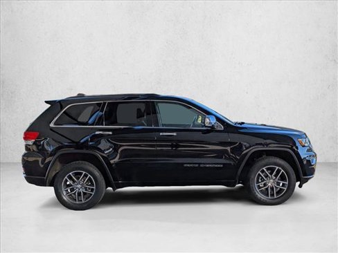 Used 2018 Jeep Grand Cherokee Limited image 4