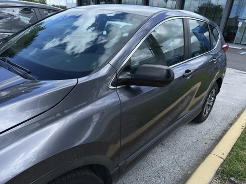 Used 2017 Honda CR-V LX image 4