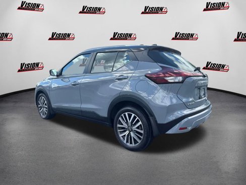 Used 2023 Nissan Kicks SV image 7