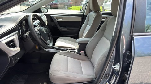 Used 2014 Toyota Corolla LE image 10