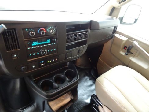 Used 2020 Chevrolet Express 2500 w/ Driver Convenience Package image 30