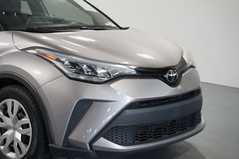 Certified 2020 Toyota C-HR LE image 4