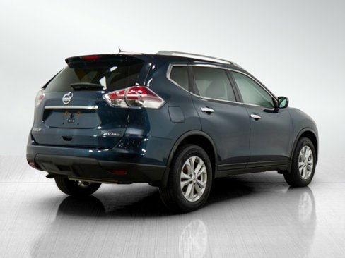 Used 2016 Nissan Rogue SV image 5