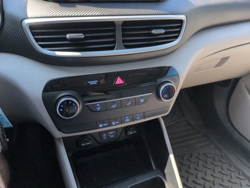 Used 2021 Hyundai Tucson SE image 29