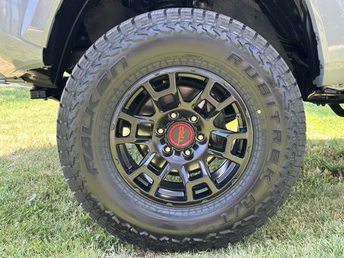 Used 2020 Toyota Tacoma Limited image 5