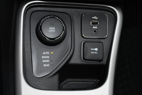 Used 2018 Jeep Compass Latitude w/ Popular Equipment Group image 35