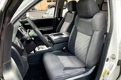 Used 2016 Toyota Tundra SR5 w/ SR5 Upgrade Package image 7