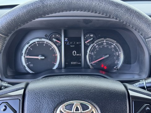 Used 2022 Toyota 4Runner TRD Off-Road image 22