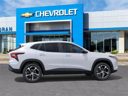 New 2025 Chevrolet Trax RS w/ Driver Confidence Package image 6