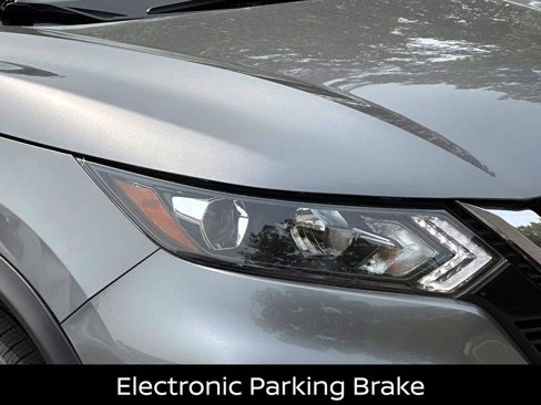 Certified 2022 Nissan Rogue Sport SV image 11
