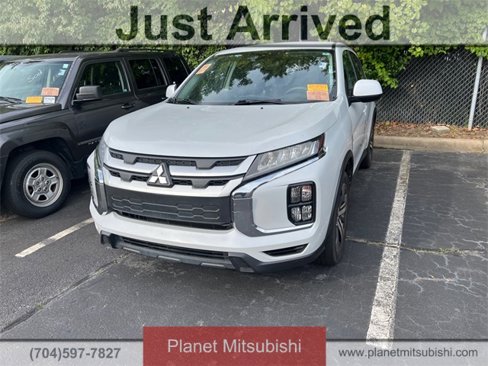Used 2024 Mitsubishi Outlander Sport ES image 1