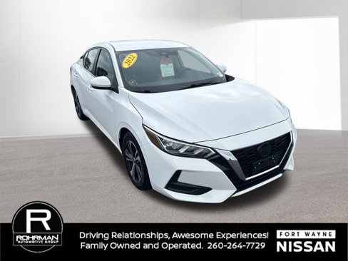 Used 2022 Nissan Sentra SV image 3