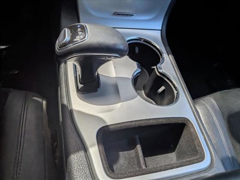 Used 2015 Jeep Grand Cherokee Altitude image 14