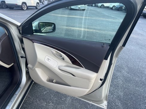 Used 2014 Buick LaCrosse Leather image 14
