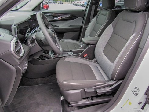 New 2025 Chevrolet TrailBlazer LT w/ Driver Confidence Package image 14