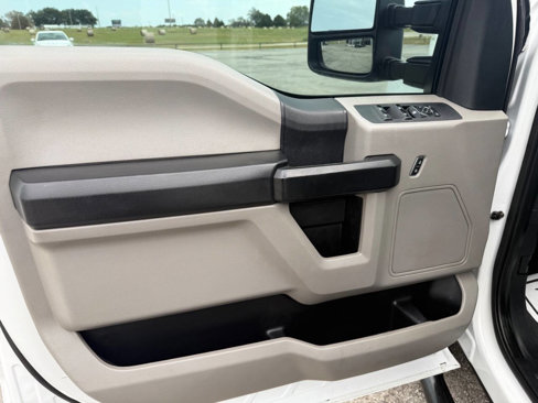 Used 2019 Ford F250 XL w/ Power Equipment Group image 11