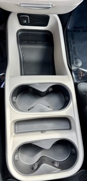 Used 2017 Chrysler Pacifica LX image 32