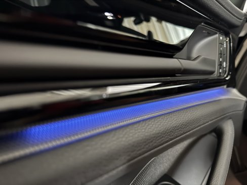 New 2025 Porsche Panamera 4 image 15