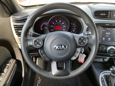 Used 2018 Kia Soul w/ Convenience Package image 12