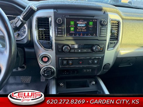 Used 2019 Nissan Titan PRO-4X w/ Pro-4x Convenience Package image 11